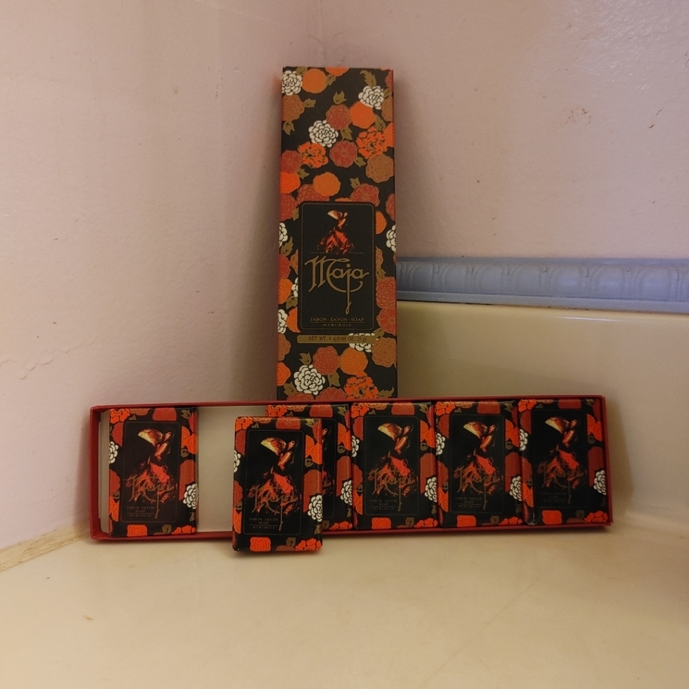 Myrurgia, Maja, 6 x  0.88oz/25gr, Jabon-Savon Soap Set For Women, New (Open Box)